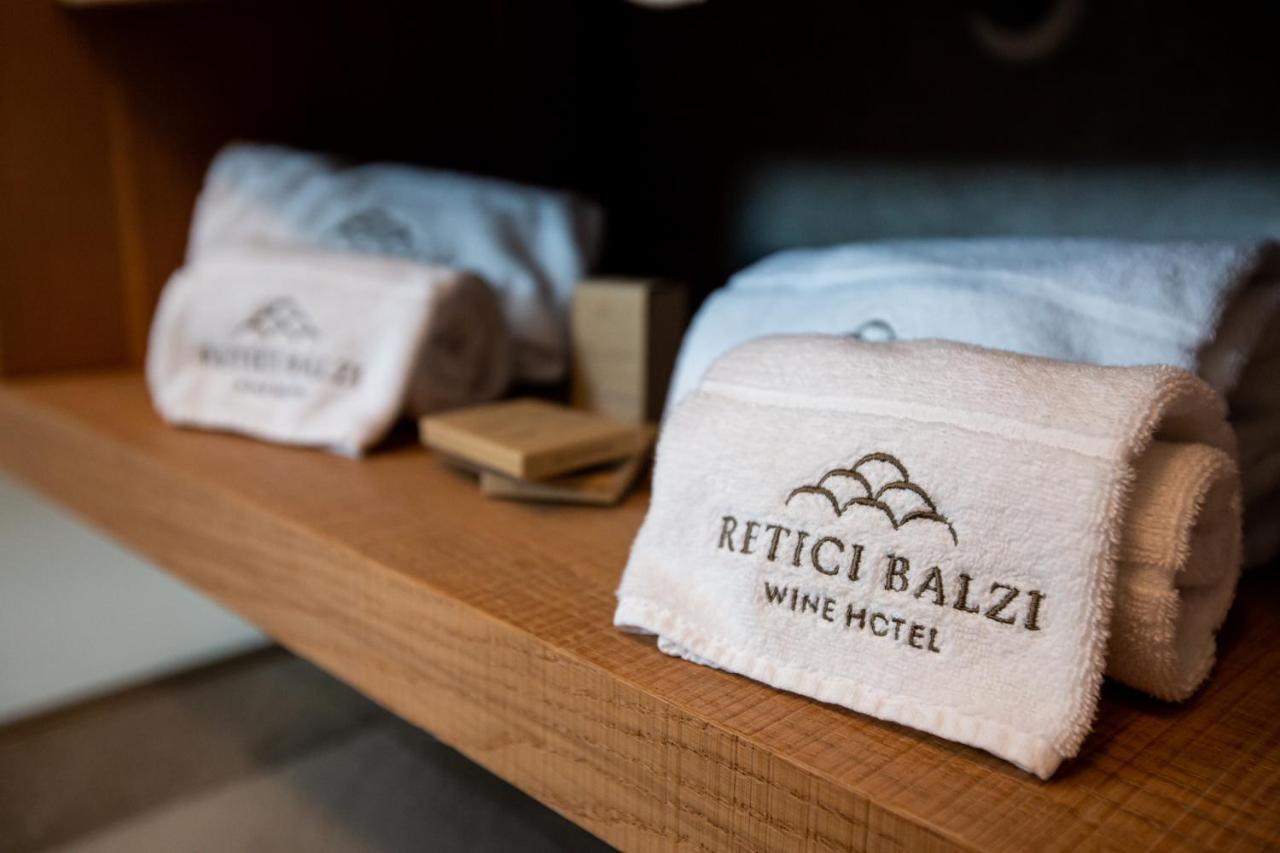 Wine Hotel Retici Balzi Poggiridenti Eksteriør bilde