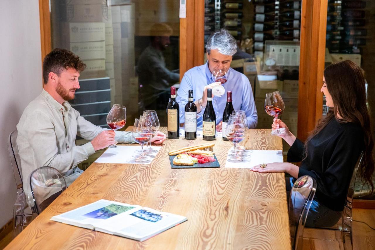 Wine Hotel Retici Balzi Poggiridenti Eksteriør bilde