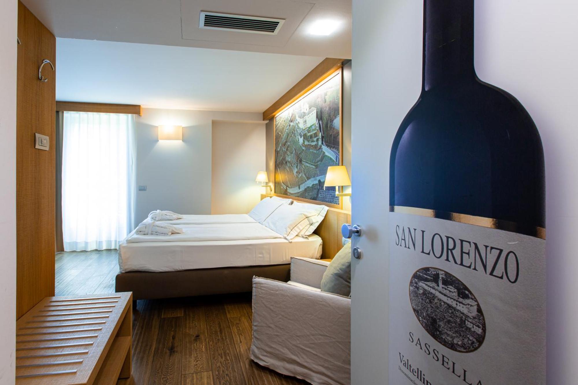 Wine Hotel Retici Balzi Poggiridenti Eksteriør bilde